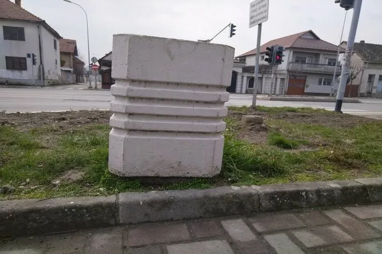Slučaj „betonska kanta za smeće“