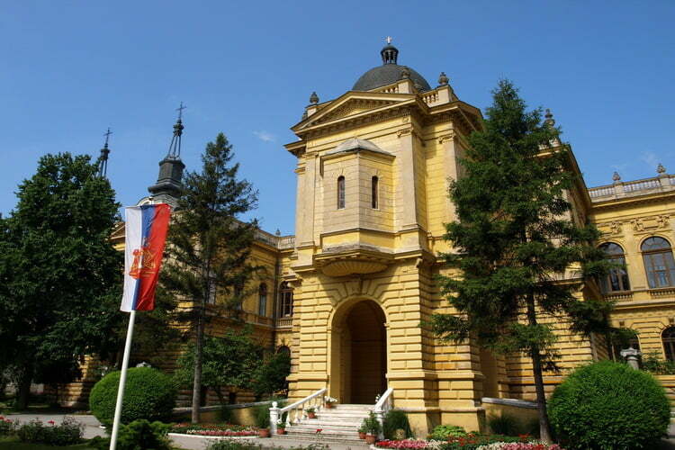 Inđija: 4 miliona dinara za konak manastira u Sremskim Karlovcima
