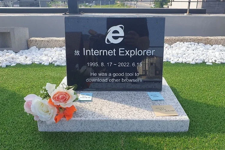 RIP Microsoft Explorer