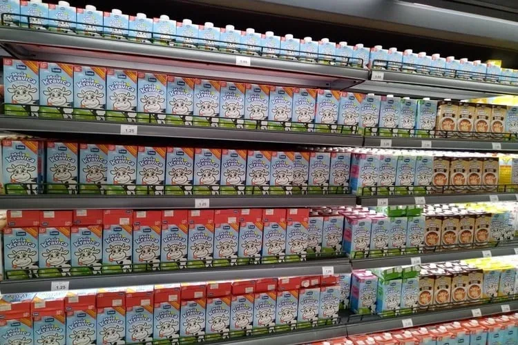 U Crnoj Gori nema nestašice mleka iz Srbije