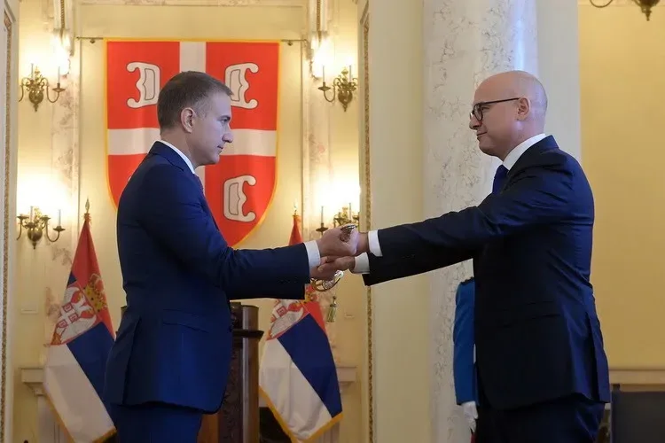 Vučević stupio na dužnost ministra odbrane