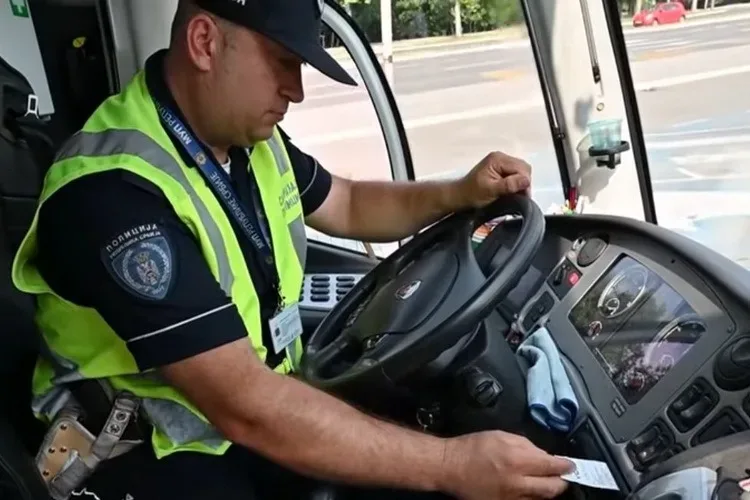 Saobraćajna policija pojačano kontroliše turističke autobuse