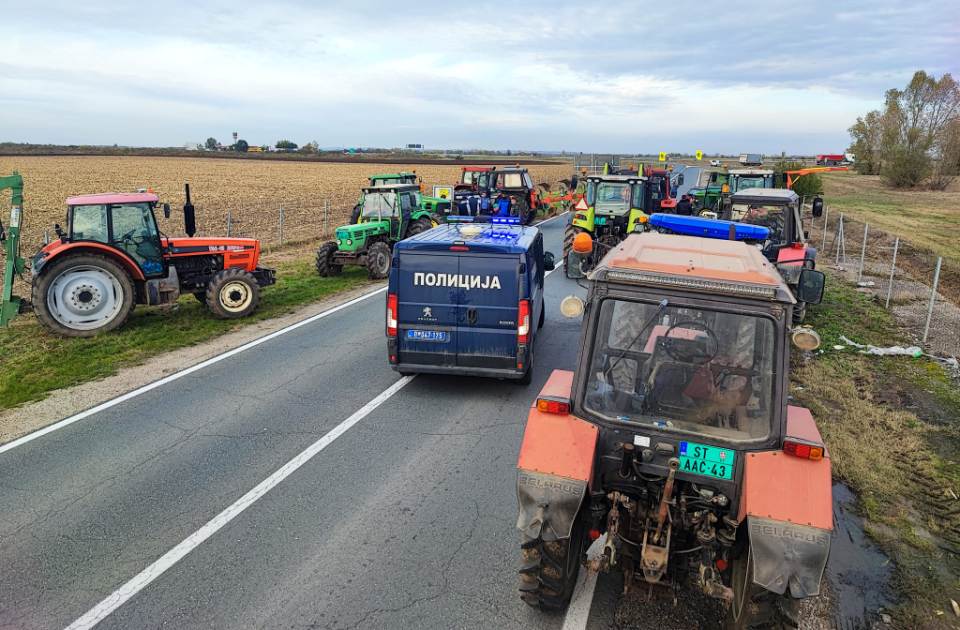 Stara Pazova: I danas protesti poljoprivrednika