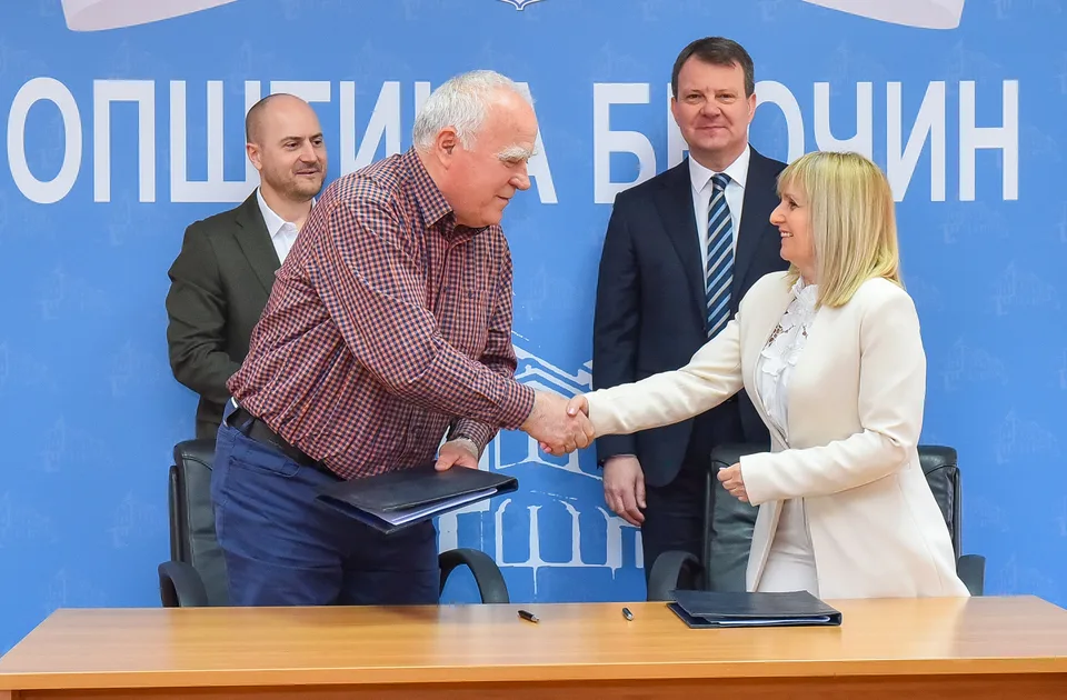 Potpisan ugovor o rekonstrukciji i dogradnji postrojenja za prečišćavanje bunarske vode u Beočinu
