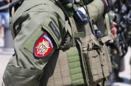 Pripadnik Žandarmerije ranjen iz samostrela na dužnosti u Beogradu, napadač ubijen u samoodbrani