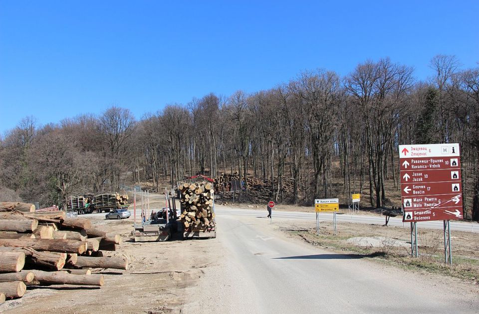 Nacionalni park Fruška gora kažnjen zbog nanošenja štete životnoj sredini