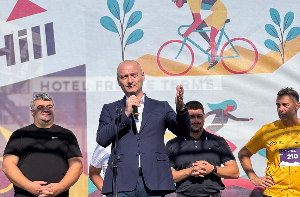 Svečano otvorena manifestacija „Tour de Fruška 2024“ u Vrdniku