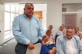 Dušan Lemaić: Simbol načina na koji SNS postavlja direktore u Inđiji