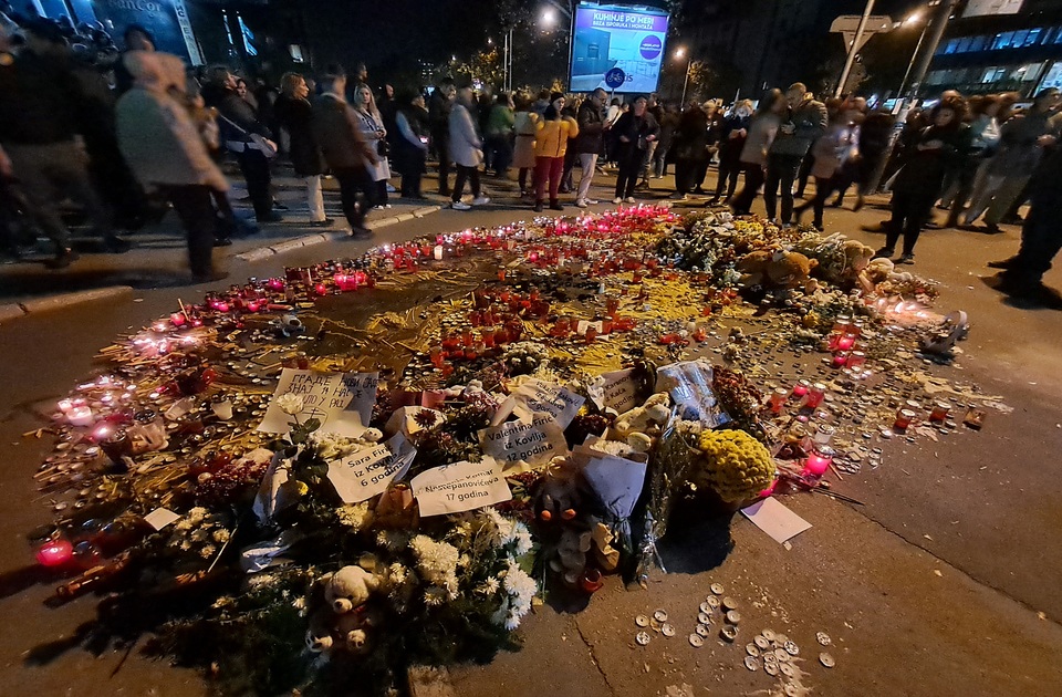 Novi Sad: Danas blokada Varadinskog mosta zbog tragedije