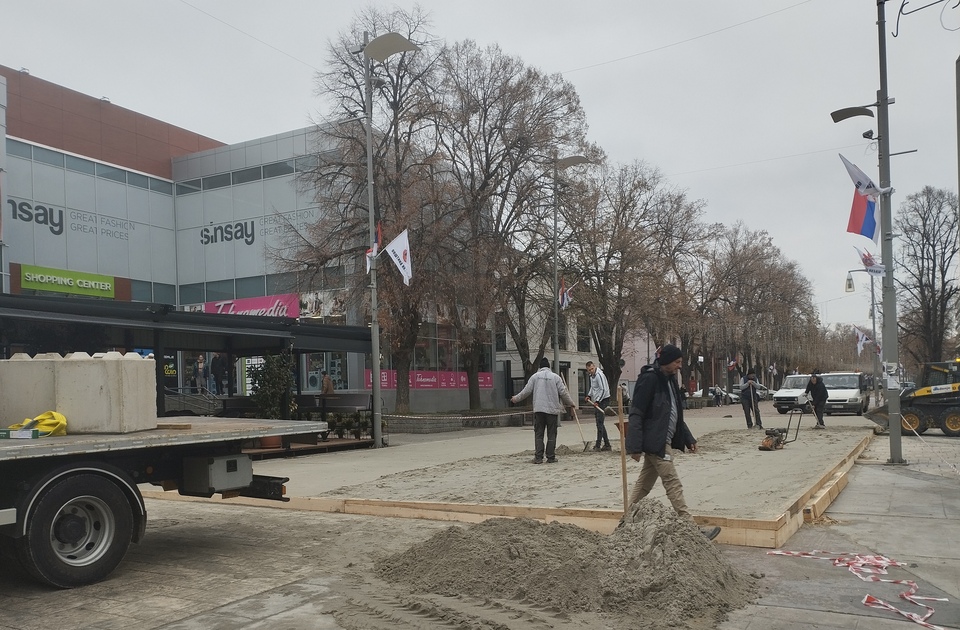 Gašić o klizalištu u Inđiji: Ipak nije donacija, jedna kompanija nam je ustupila klizalište