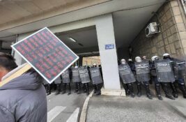 Novi Sad: Ješić najavio da opozicija ostaje u Skupštini grada