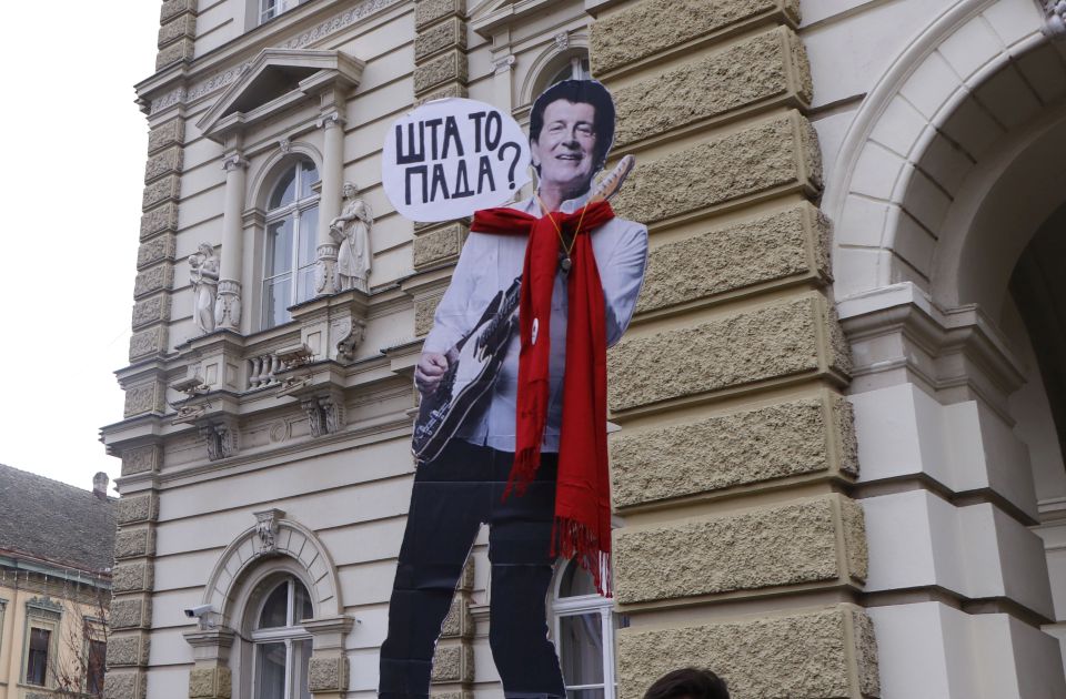 Momčilo Bajagić Bajaga podržao studentske proteste i otkazao koncerte