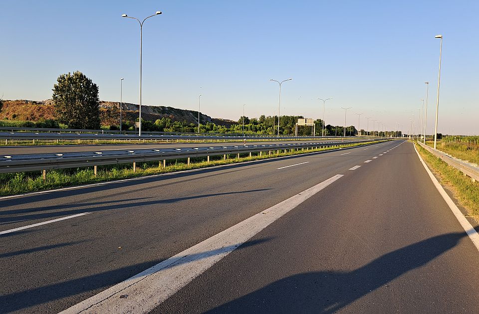 Izmena saobraćaja između Inđije i Stare Pazove do 10. maja Izmena saobraćaja između Inđije i Stare Pazove do 10. maja