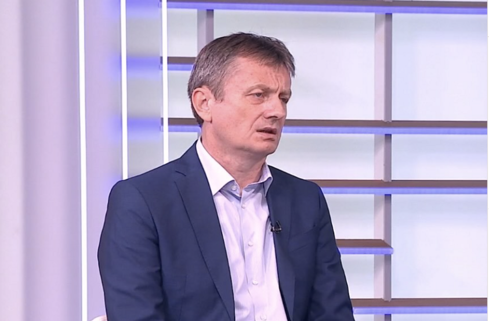 Glišić: Kada bismo raspisali izbore opozicija bi pobegla od njih Glišić: Kada bismo raspisali izbore opozicija bi pobegla od njih