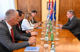 Gojković i Stanković: Važno je da se studenti što pre vrate na fakultete