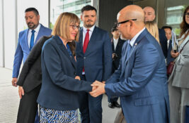 Maja Gojković i Vladimir Gak u Japanu: Razgovori o investicijama „Toyo tires“ u Inđiji