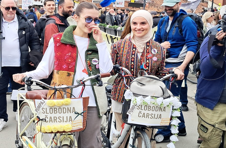 Večeras protest „Sačuvajmo univerzitet“ u Novom Pazaru