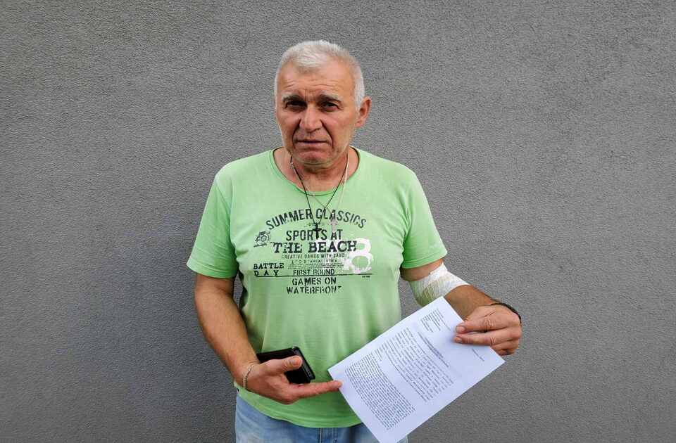 (VIDEO) Miroslav Gajić prijavio pretnje: “400 naoružanih vojnika SNS imaju spiskove po kojima će dolaziti na kuće” (VIDEO) Miroslav Gajić prijavio pretnje: “400 naoružanih vojnika SNS imaju spiskove po kojima će dolaziti na kuće”