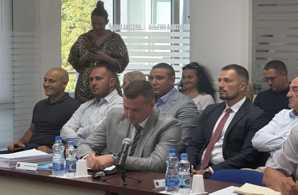 Formalno sproveden konkurs, ali bez novih imena u javnim preduzećima Formalno sproveden konkurs, ali bez novih imena u javnim preduzećima