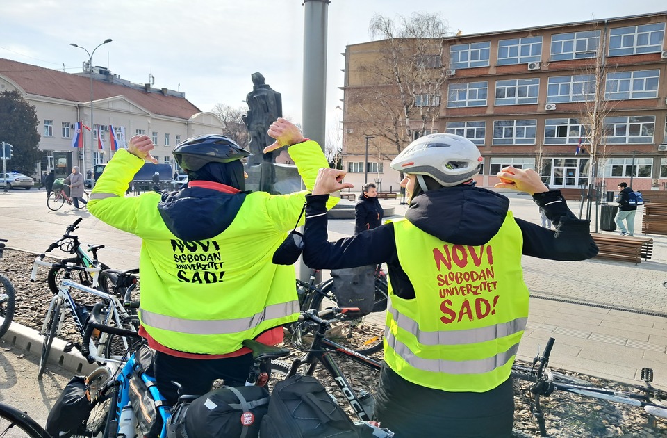 Vlast zastrašuje studente pred godišnjicu pada nadstrešnice