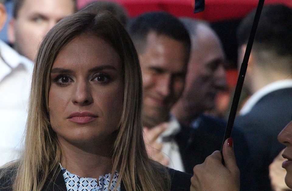Uručen orden za podršku borcima Milici Đurđević Stamenkovski Uručen orden za podršku borcima Milici Đurđević Stamenkovski
