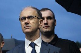 Macut hoće da bude i premijer i lekar: Odbor Skupštine dao pozitivno mišljenje