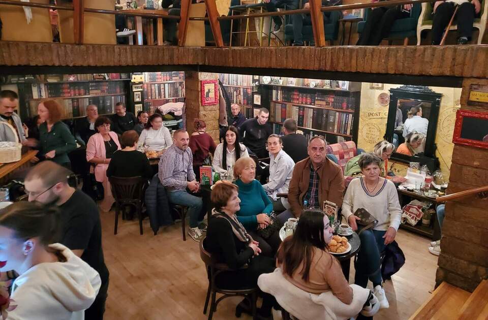 Stara Pazova: Održano donatorsko veče za Gradski hor, prikupljeno 70.000 dinara Stara Pazova: Održano donatorsko veče za Gradski hor, prikupljeno 70.000 dinara