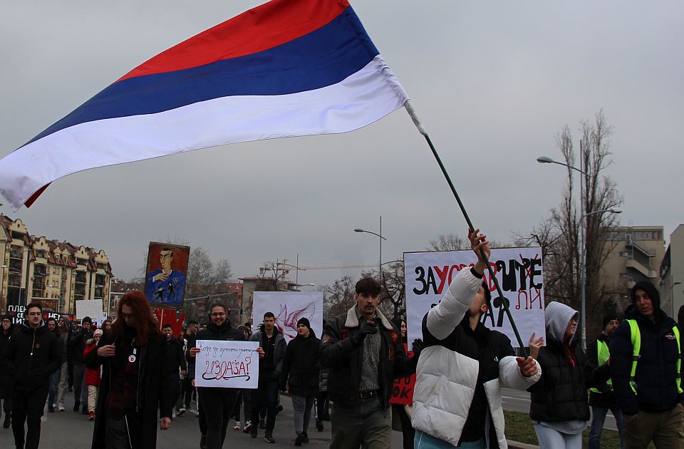 Somborski studenti pešače do Vrbasa: Protest zakazan za subotu u 19 časova Somborski studenti pešače do Vrbasa: Protest zakazan za subotu u 19 časova