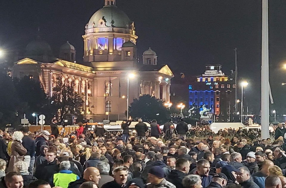 Arhiv javnih skupova: MUP ponovo dezinformisao javnost o broju okupljenih Arhiv javnih skupova: MUP ponovo dezinformisao javnost o broju okupljenih