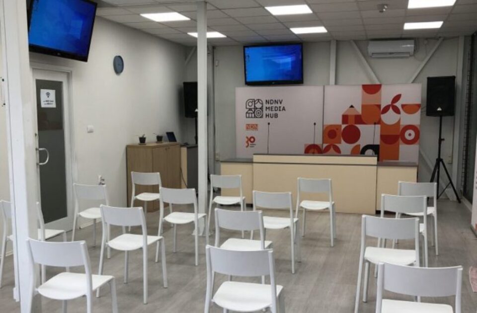 NDNV organizuje tribinu o lokalnim medijima: Poslednja brana protiv autokratije