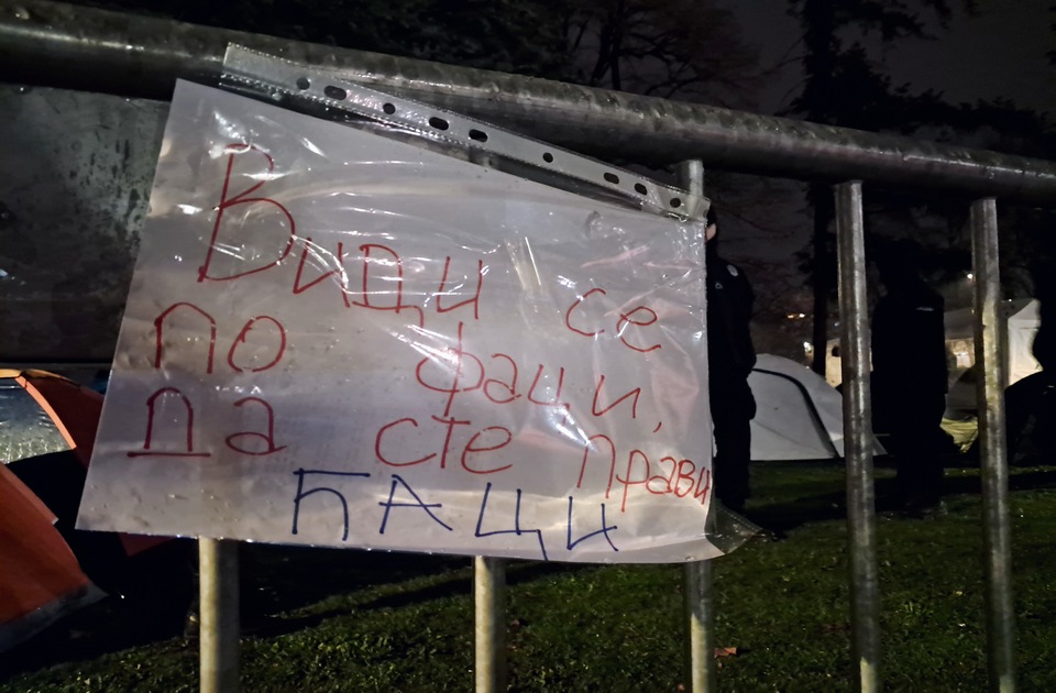 ‘Studenti koji hoće da uče’ i ‘obojena revolucija’ u užem izboru za Lažireč 2025. godine