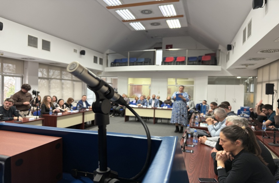 (VIDEO) Koncesija kao rešenje za javni prevoz: šta Inđija očekuje od privatnog partnera