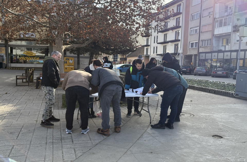 Inđijski studenti: U akciji „Raspiši pobedu“ prikupljeno 2.167 potpisa Inđijski studenti: U akciji „Raspiši pobedu“ prikupljeno 2.167 potpisa