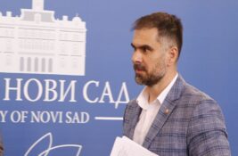 Mićin: Uništavanje dečjeg vozića posledica kampanje podela i netrpeljivosti