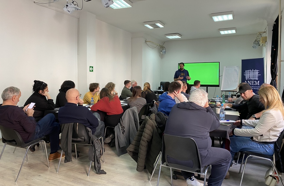 Skoro 30 medija iz cele Srbije na radionici ANEM-a o projektima od javnog interesa