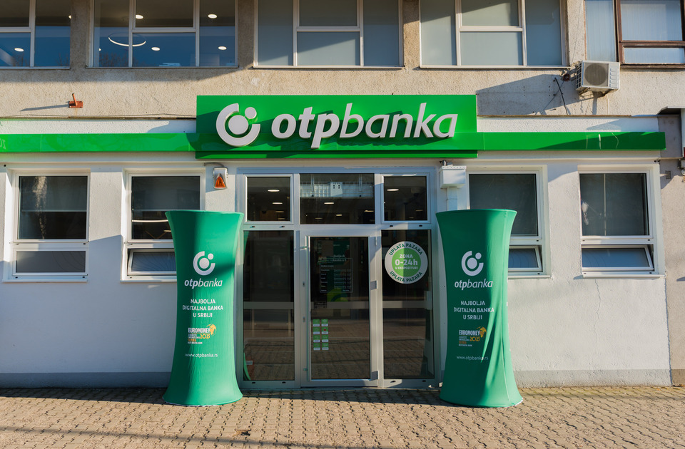 OTP banka u Inđiji otvorila renoviranu ekspozituru – Novi ambijent za još bolje bankarsko iskustvo