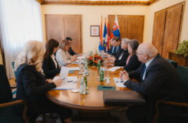 Gojković: Razgovori o „Slovačkoj kući“ u Novom Sadu
