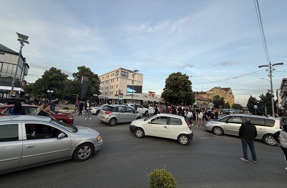 Inđija: Zbor pozvao građane na pomoć porodici studenta Inđija: Zbor pozvao građane na pomoć porodici studenta