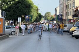 Duhovi u Inđiji: Litija 31. maja