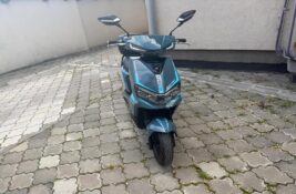 Kupili ih kao električne bicikle, sada ne znaju kako da ih registruju: Protest u Subotici