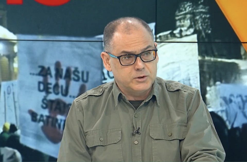 Koalicija za slobodu medija: Poternica za Aleksandrom Radićem može imati zastrašujući efekat na novinare Koalicija za slobodu medija: Poternica za Aleksandrom Radićem može imati zastrašujući efekat na novinare