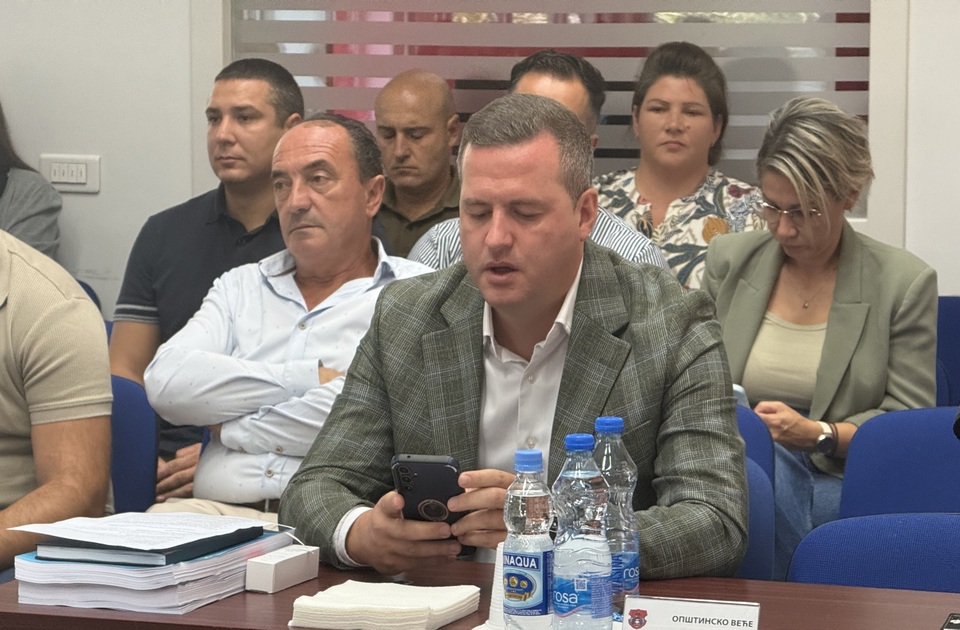 Gašić: Dao sam izjavu nadležnim organima zbog pretnji i uvreda (VIDEO) Gašić: Dao sam izjavu nadležnim organima zbog pretnji i uvreda (VIDEO)