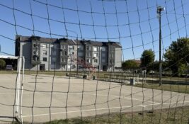 Bezbednost dece u školi u Šimanovcima: roditelji upozoravaju, institucije imaju različite odgovore