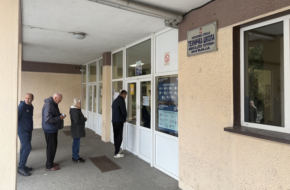 RIK: Studentska lista 53, 04 % glasova, Ujedinjena Srbija 38,94 RIK: Studentska lista 53, 04 % glasova, Ujedinjena Srbija 38,94